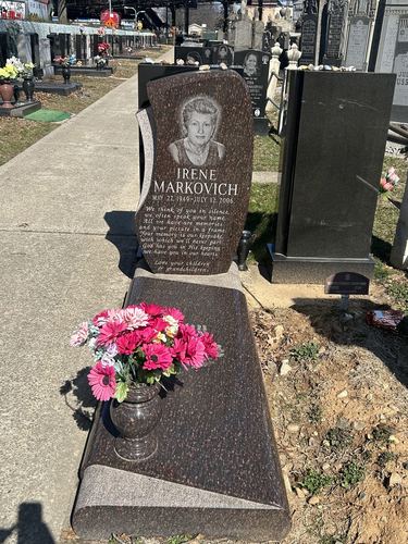 Specialty & Artistic Designs - 5 Star Memorial